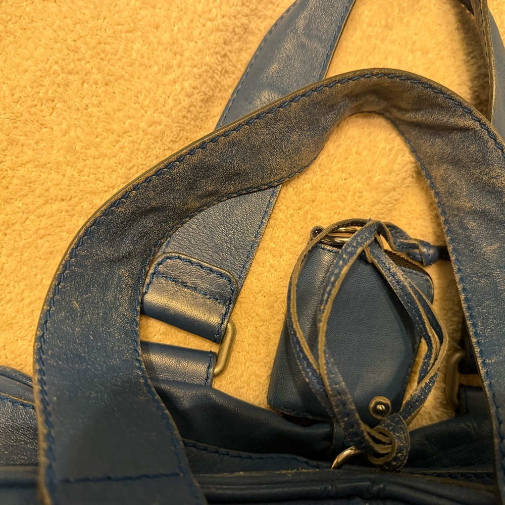 Vintage Chloe Betty Blue Leather Shoulder Bag - Picture 7 of 16